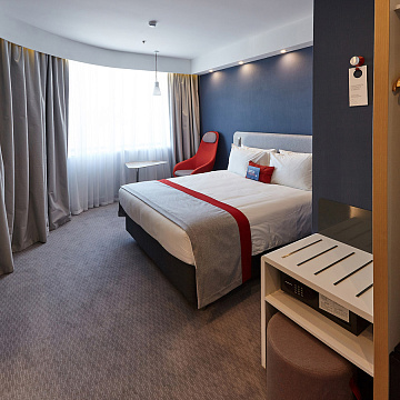 Гостиница "Holiday Inn Express Moscow - Sheremetyevo Airport"
