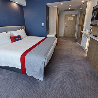 Гостиница "Holiday Inn Express Moscow - Sheremetyevo Airport"